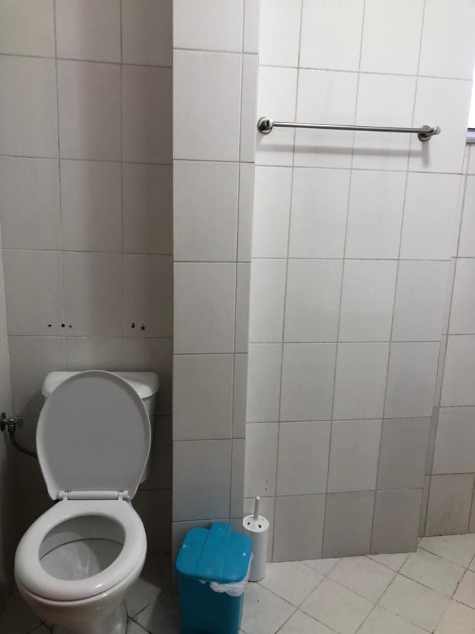 Center Hotel Pirro هيماري المظهر الخارجي الصورة